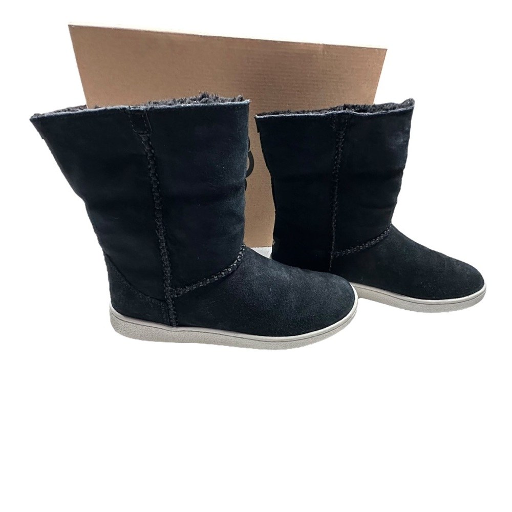 UGG Women's Black Mika Classic Sneaker Size 8 - Picture 14 of 16